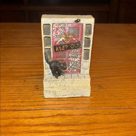 Halloween Miniature Toy Set with Pumpkins and Figurines - Picture 3 of 14